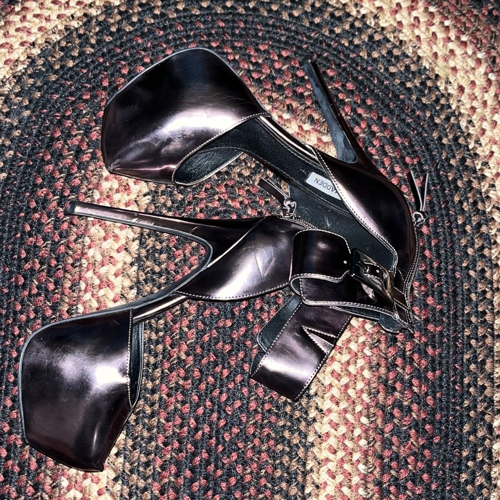 Steve Madden hidden platform metallic ankle strap heels